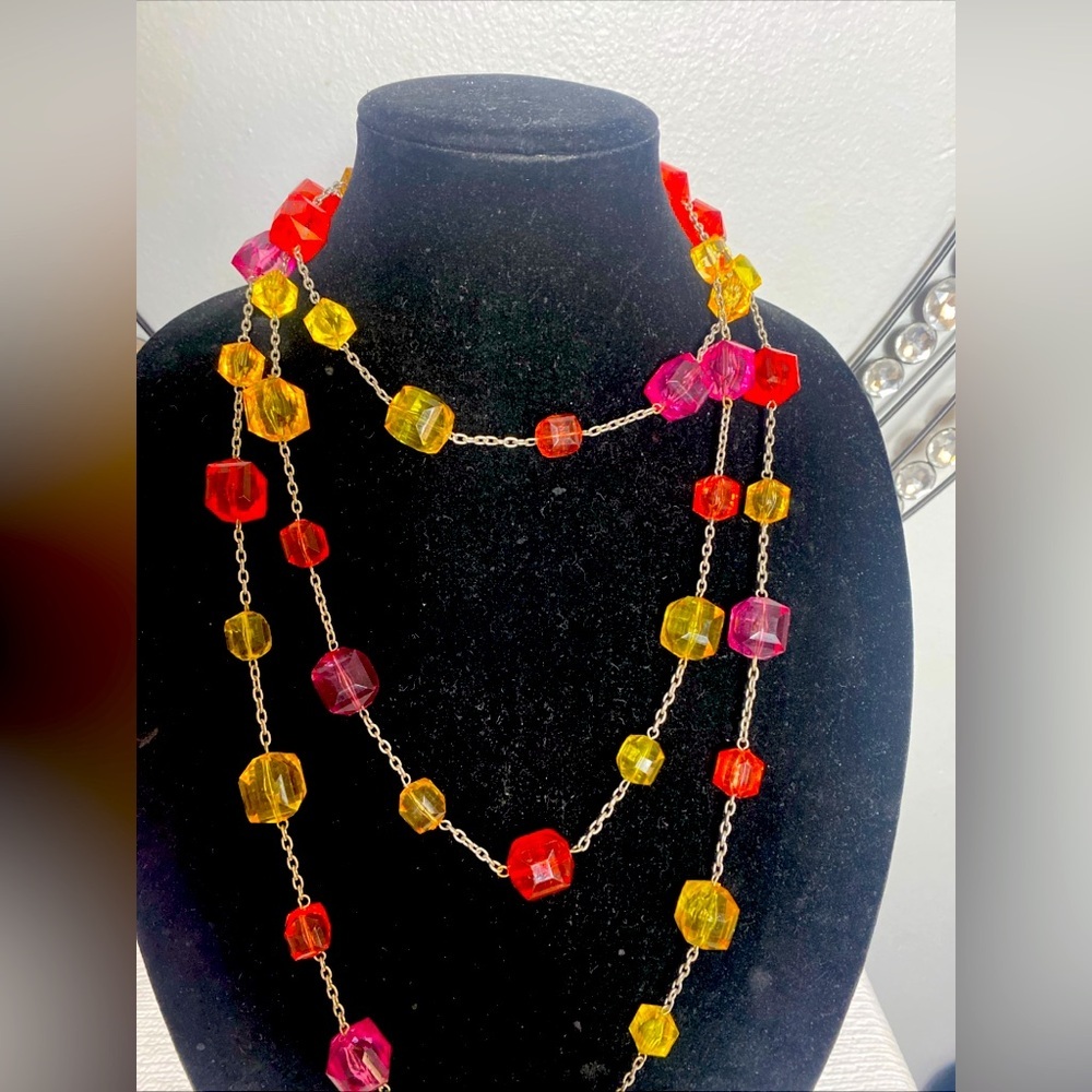 Extra long Tropical color necklace, Faceted lucite squares 78”in - Picture 3 of 9